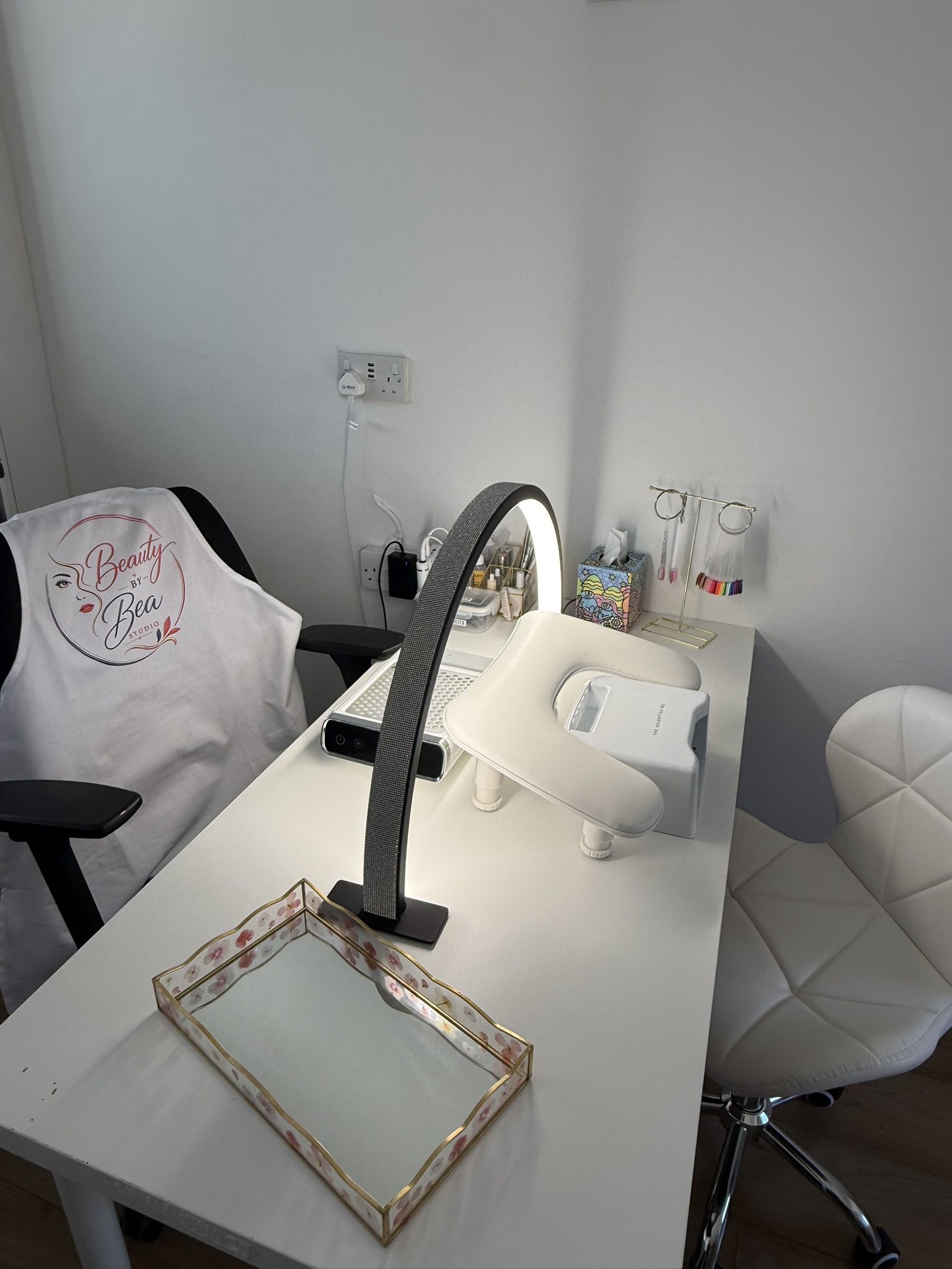 Beauty by Bea Studio manicure station